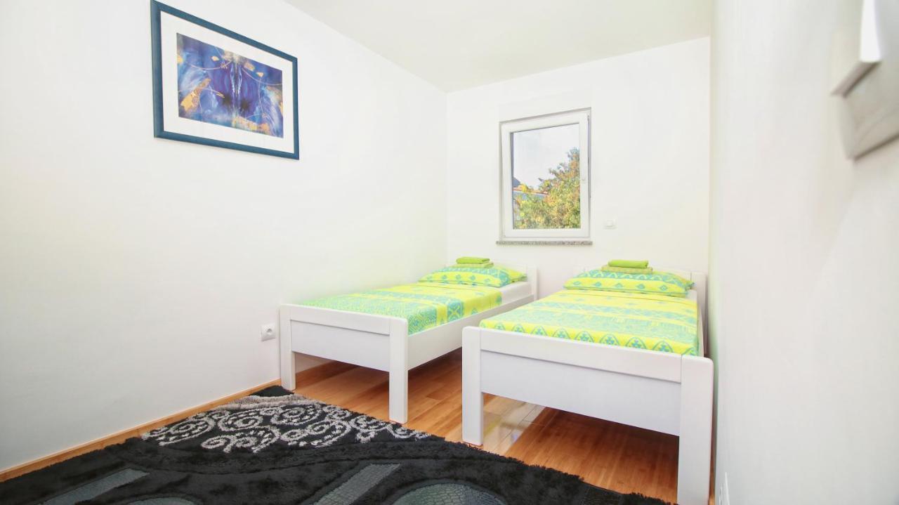 Guesthouse Esma روفينج المظهر الخارجي الصورة